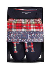 Pijama Tommy Hilfiger en marino afelpado con zapatillas