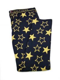 Pijama Tommy Hilfiger con pantalón de estrellas