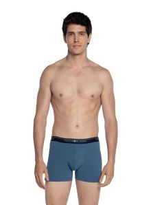 Descubre la moda en ropa interior con el pack de 3 bóxers Punto Blanco.