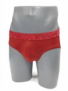 Slip Calvin Klein mod. Embossed Icon en microfibra en rojo burdeos