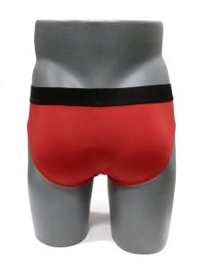 Emporio Armani slip en rojo de microfibra