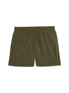 Dale un giro a tu verano con el bañador verde militar de Tommy.