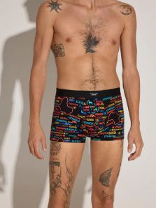 Ysabel Mora Sockarrats: diseños juveniles para hombres modernos