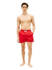 Siente la libertad con el bañador rojo Tommy Jeans. Compra hoy y disfruta del secado rápido.