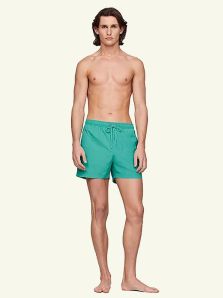 Saca tu lado más cool con el bañador Tommy Jeans  #SummerStyle #TommyJeansSwimwear