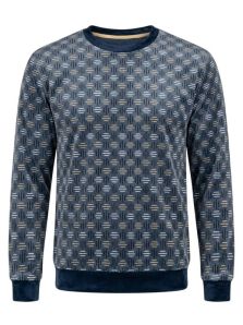 Primer plano de la camiseta con estampado geométrico del pijama de invierno SOY