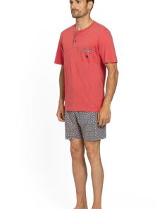 Guasch: Pijama de algodón puro, el regalo perfecto para hombre este verano.