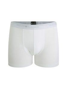 Pack de tres calzoncillos blancos ideales para uso diario y máximo confort.