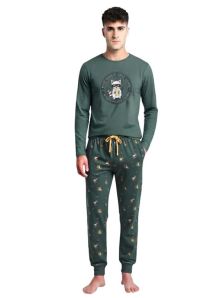 Pijama Dark Elephant verde botella con estampado de mapaches