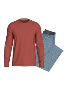 Pijama largo masculino de tacto suave y agradable. Ideas para regalar