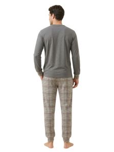 Vista trasera del pijama Pettrus gris para hombre, con camiseta de manga larga y pantalón estampado de pata de gallo